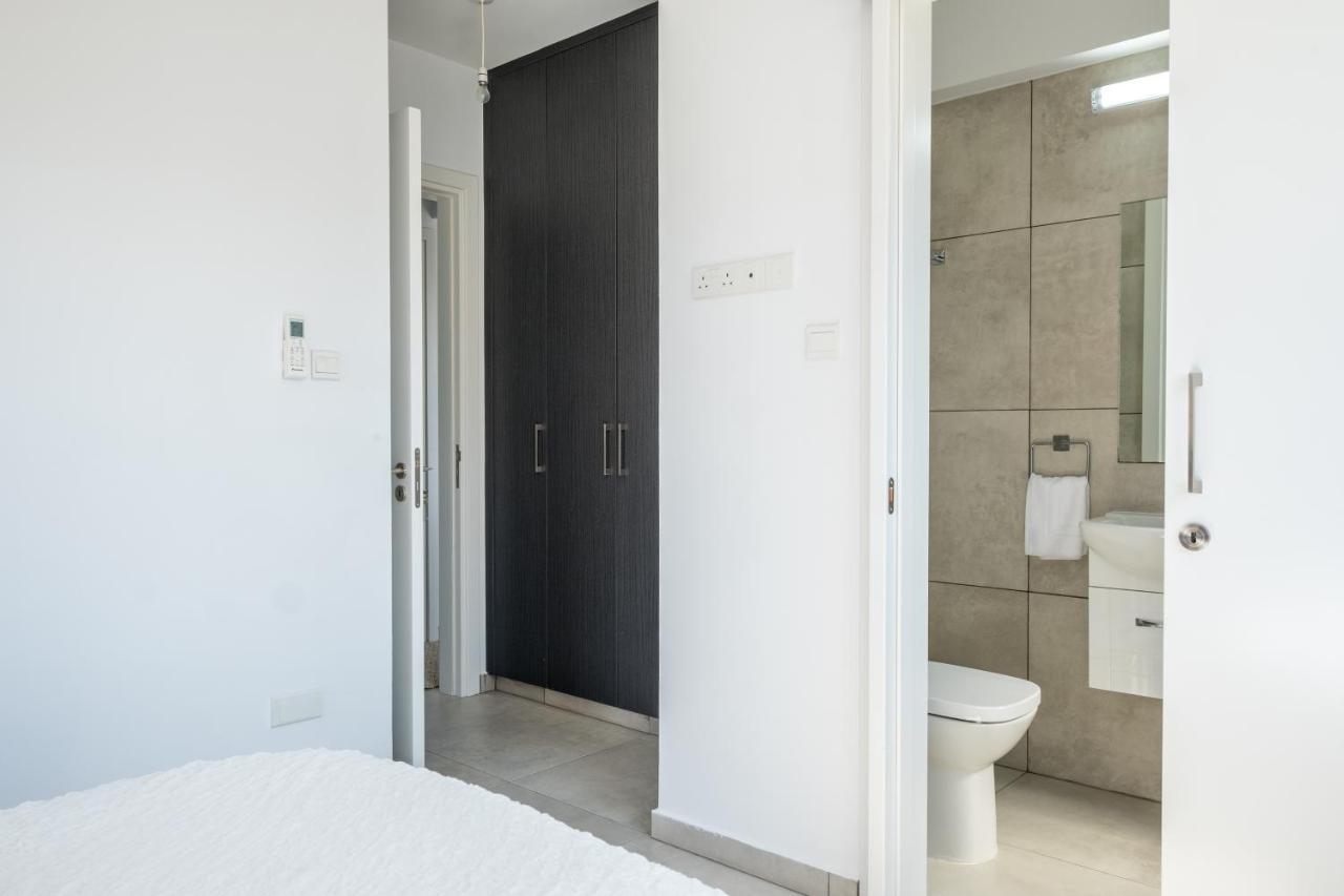 Solaar Apartments Faneromeni Larnaca Exterior foto