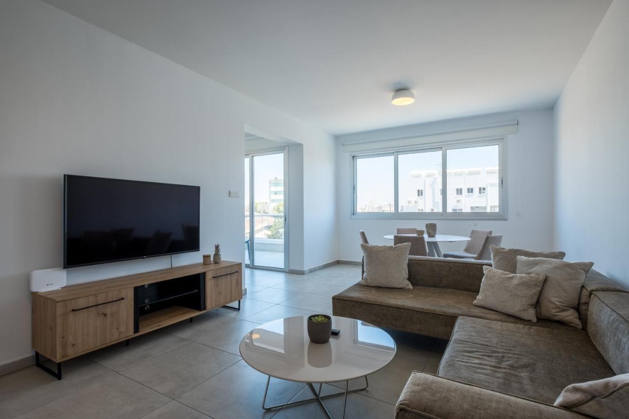 Solaar Apartments Faneromeni Larnaca Exterior foto