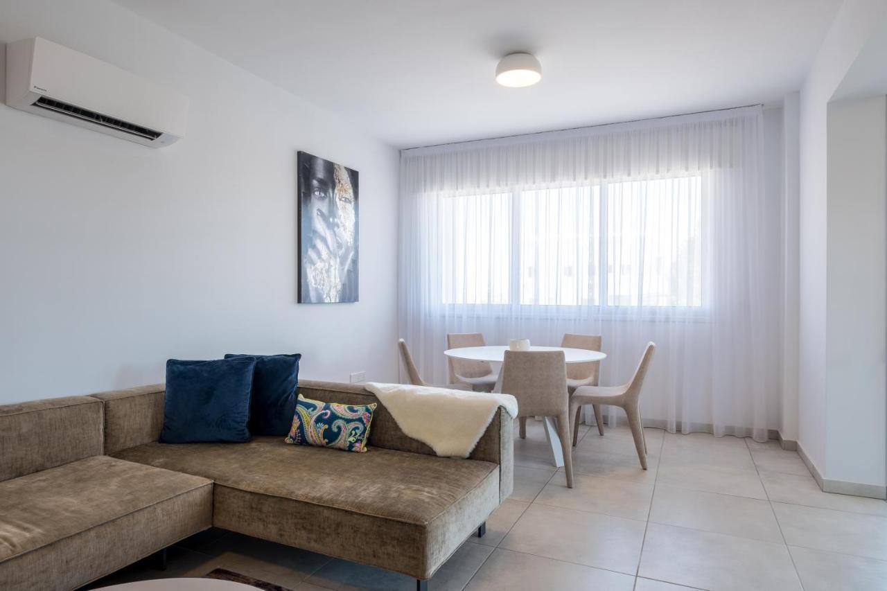 Solaar Apartments Faneromeni Larnaca Exterior foto